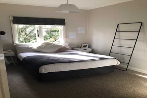 Photo of property in 33 Creswick Terrace, Northland, Wellington, 6012