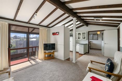 Photo of property in 67 Waimea Road, Waikanae Beach, Waikanae, 5036