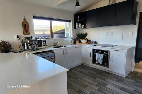 Photo of property in 6 Mountainview Terrace, Otaki Beach, Otaki, 5512