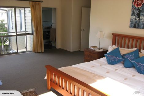 Photo of property in 58 Ngahue Drive, Stonefields, Auckland, 1072