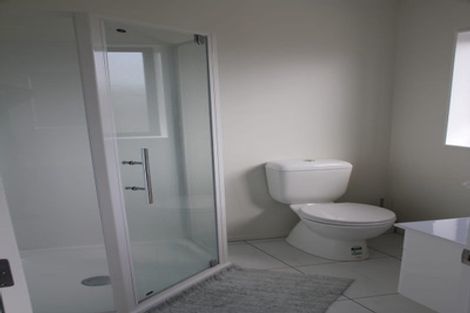 Photo of property in 20 Havana Rise, Grenada Village, Wellington, 6037