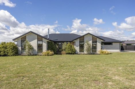 Photo of property in 14 Braeburn Crescent, Swannanoa, Kaiapoi, 7692