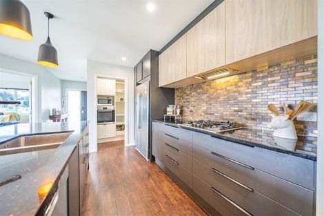 Photo of property in 15 Hopkirk Avenue, Wallaceville, Upper Hutt, 5018