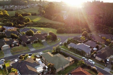 Photo of property in 6 Apsley Rise, Henderson, Auckland, 0612