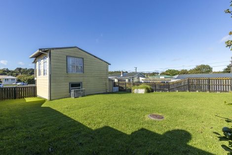 Photo of property in 11a Queen Street, Waitara, 4320