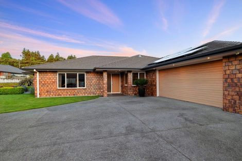 Photo of property in 8 Margaret Alice Close, Whalers Gate, New Plymouth, 4310