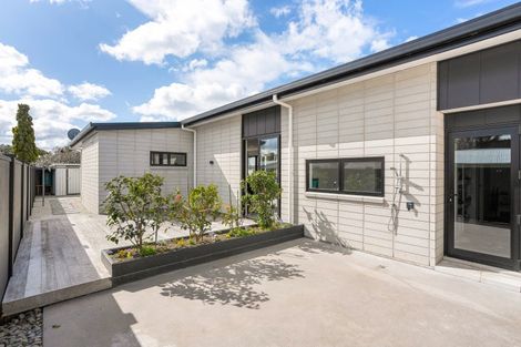 Photo of property in 121 Charleston Avenue, Whangamata, 3620