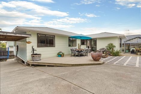 Photo of property in 2/114 Kervil Avenue, Te Atatu Peninsula, Auckland, 0610
