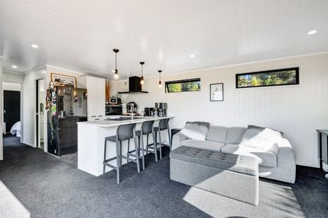 Photo of property in 102 West Road, Kaukapakapa, 0873