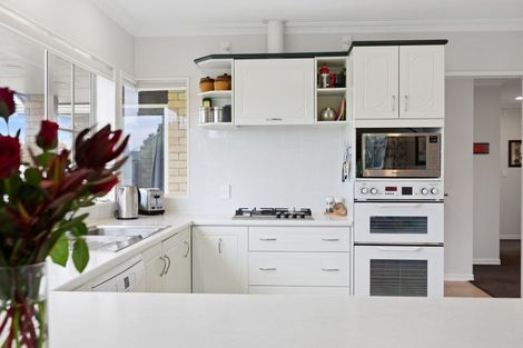 Photo of property in 1 Halesia Place, Mount Maunganui, 3116