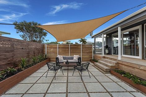 Photo of property in 98 Harbour Road, Ohope, 3121