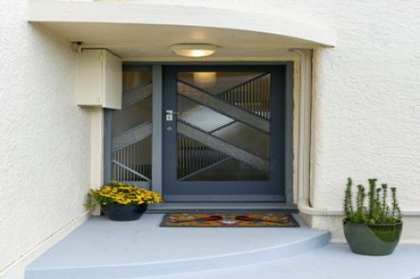 Photo of property in 90 Farnham Street, Mornington, Wellington, 6021