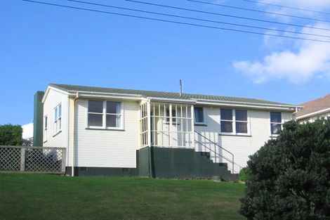Photo of property in 13 Taupiri Crescent, Titahi Bay, Porirua, 5022