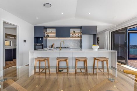 Photo of property in 60b Queen Charlotte Drive, Aotea, Porirua, 5024