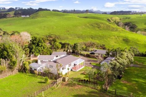 Photo of property in 179 Taiapa Road, Muriwai, Waimauku, 0881