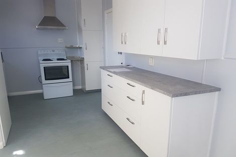 Photo of property in 610 Featherston Street, Roslyn, Palmerston North, 4414