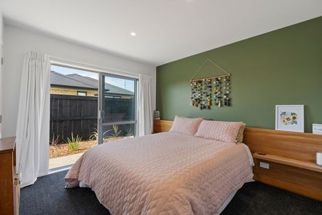 Photo of property in 76 Huka Heights Drive, Rangatira Park, Taupo, 3330