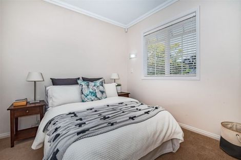 Photo of property in 1/8 Lansdowne Street, Bayswater, Auckland, 0622
