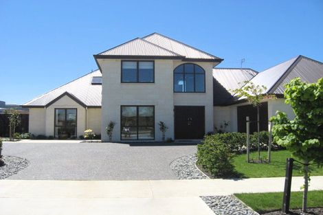 Photo of property in 24 Ruby Avenue, Northwood, Christchurch, 8051