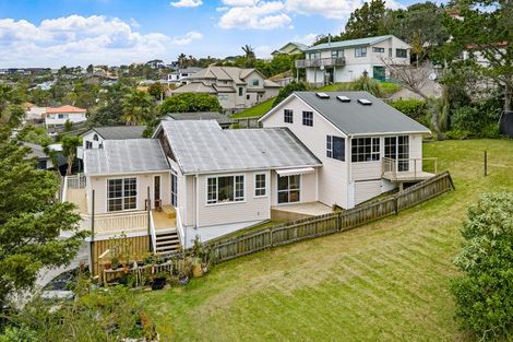 Photo of property in 41 Ferry Road, Arkles Bay, Whangaparaoa, 0932