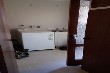 Photo of property in 1/5 Somerset Place, Taradale, Napier, 4112