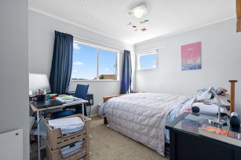 Photo of property in 7 Rarahu Place, The Gardens, Auckland, 2105