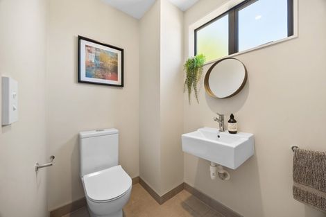 Photo of property in 21 Irving Place, Hobsonville, Auckland, 0616