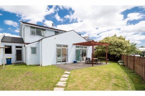 Photo of property in 11l Clearwater Cove, West Harbour, Auckland, 0618