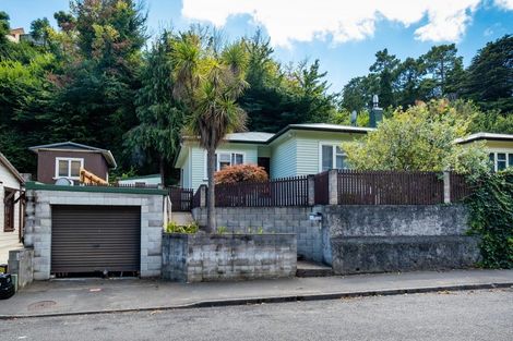 Photo of property in 91 Shakespeare Road, Bluff Hill, Napier, 4110