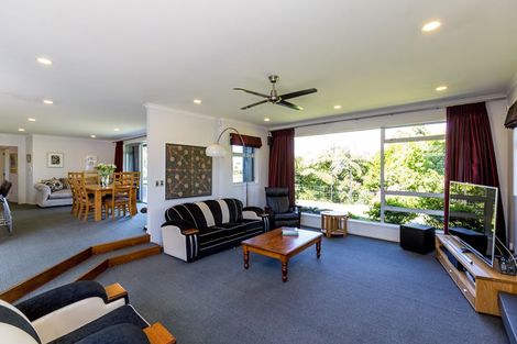Photo of property in 10b Tupare Place, Highlands Park, New Plymouth, 4312