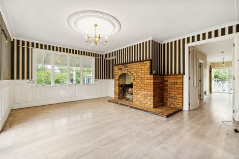 Photo of property in 223 Henderson Valley Road, Henderson, Auckland, 0612