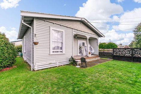 Photo of property in 170 Old Farm Road, Hamilton East, Hamilton, 3216