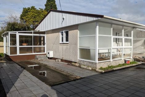 Photo of property in 166 Carrington Street, Lower Vogeltown, New Plymouth, 4310