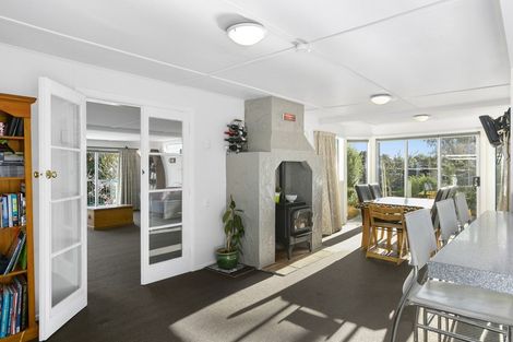 Photo of property in 18 Howard Street, Macandrew Bay, Dunedin, 9014