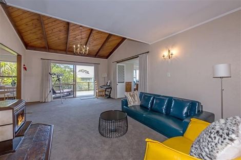 Photo of property in 20 Zita Avenue, Matakatia, Whangaparaoa, 0930