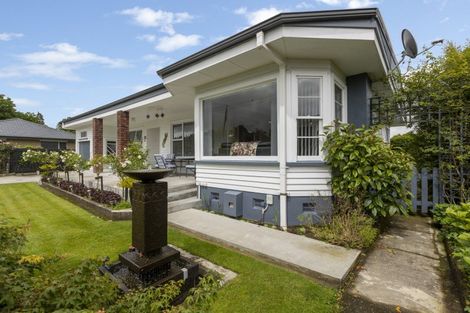 Photo of property in 60 Cutfield Street, Inglewood, 4330