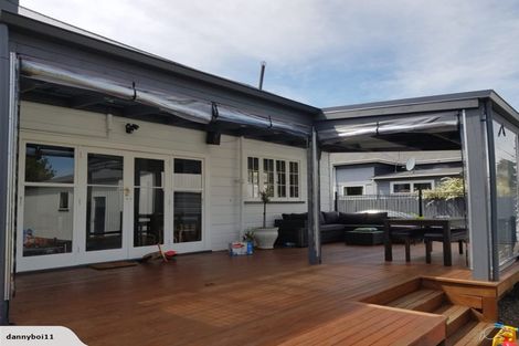 Photo of property in 11 Hurworth Place, College Estate, Whanganui, 4500
