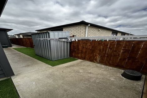 Photo of property in 26 Koroheke Road, Takanini, 2110