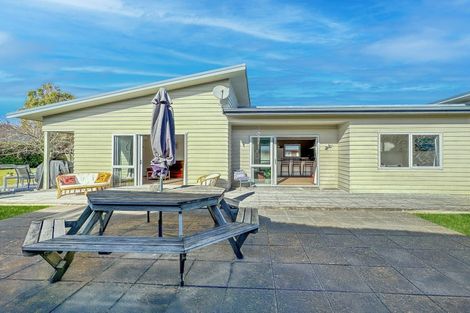 Photo of property in 53 Montgomery Crescent, Kinloch, Taupo, 3377