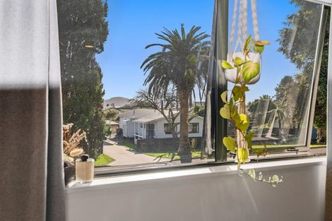 Photo of property in 1 Stonebridge Park Drive, Holdens Bay, Rotorua, 3010