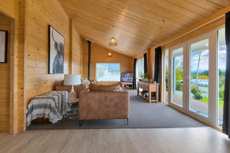 Photo of property in 21 Oxford Street, Waikari, 7420