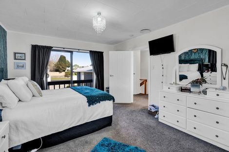 Photo of property in 23 Clifton Drive, Waitara, 4320