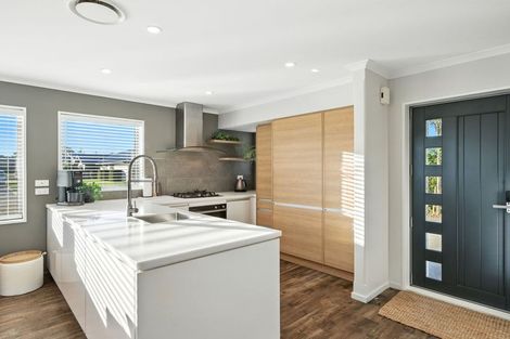 Photo of property in 18 Ridgeway Avenue, Rolleston, 7615