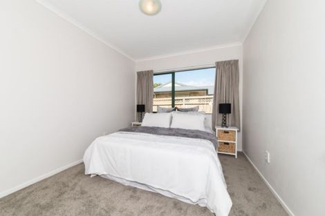 Photo of property in 20 Millington Place, Huntington Park, Auckland, 2013