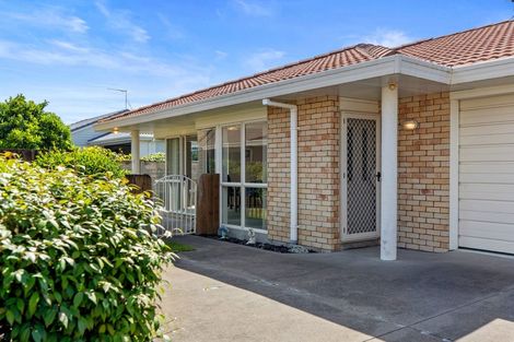 Photo of property in 17 Sandhurst Drive, Papamoa Beach, Papamoa, 3118