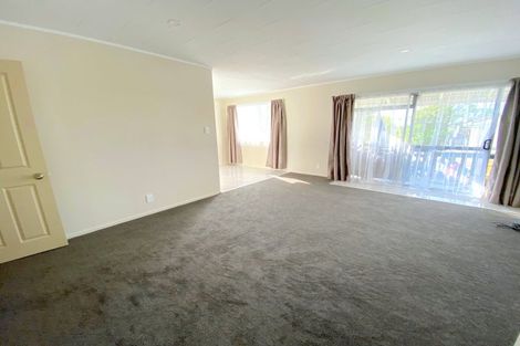 Photo of property in 1/20 Shalimar Place, Clover Park, Auckland, 2019