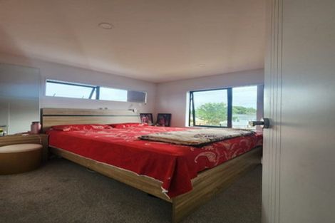 Photo of property in 1/15 Old Wairoa Road, Papakura, 2110