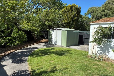 Photo of property in 1/9 Lombard Place, Avonhead, Christchurch, 8042