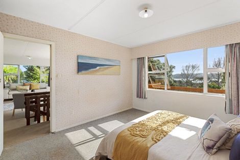 Photo of property in 35 Lorenzen Bay Road, Raglan, 3225