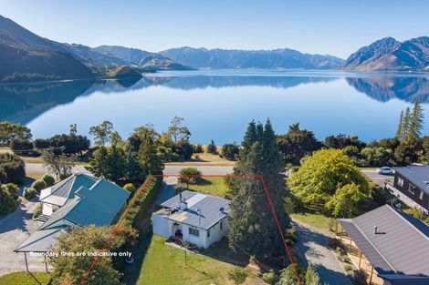 Photo of property in 32 Flora Dora Parade, Lake Hawea, Wanaka, 9382